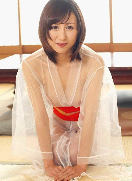  Rena Sanka | Adult Healing Spa JAV Series